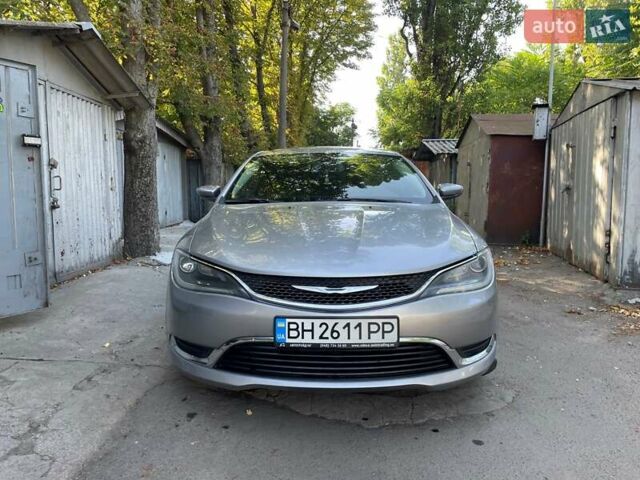 Сірий Крайслер 200, об'ємом двигуна 2.4 л та пробігом 210 тис. км за 8500 $, фото 6 на Automoto.ua