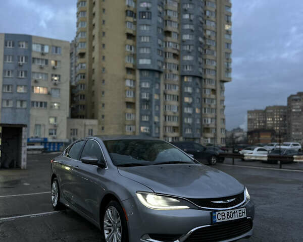 Серый Крайслер 200, объемом двигателя 2.4 л и пробегом 200 тыс. км за 8500 $, фото 15 на Automoto.ua