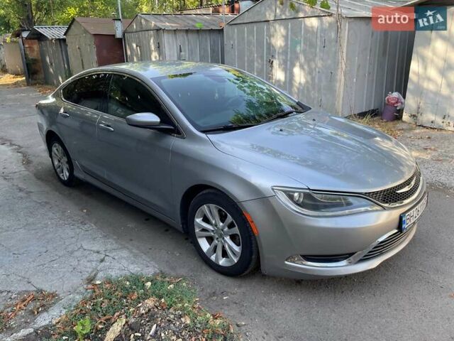 Сірий Крайслер 200, об'ємом двигуна 2.4 л та пробігом 210 тис. км за 8500 $, фото 4 на Automoto.ua