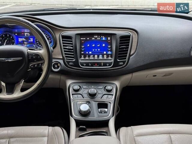 Сірий Крайслер 200, об'ємом двигуна 3.61 л та пробігом 184 тис. км за 12600 $, фото 30 на Automoto.ua