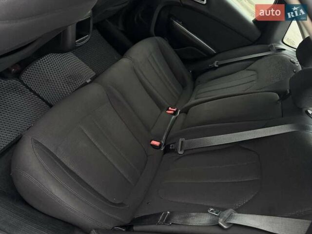 Сірий Крайслер 200, об'ємом двигуна 2.4 л та пробігом 270 тис. км за 6900 $, фото 8 на Automoto.ua