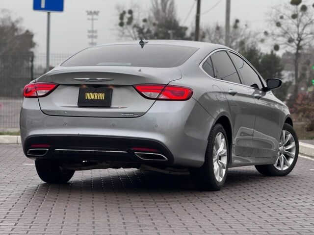 Сірий Крайслер 200, об'ємом двигуна 3.6 л та пробігом 184 тис. км за 12600 $, фото 7 на Automoto.ua