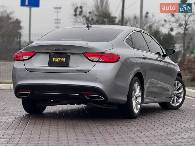 Сірий Крайслер 200, об'ємом двигуна 3.61 л та пробігом 184 тис. км за 12600 $, фото 13 на Automoto.ua