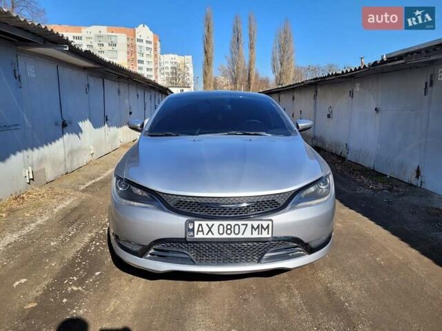 Серый Крайслер 200, объемом двигателя 3.61 л и пробегом 180 тыс. км за 13300 $, фото 4 на Automoto.ua