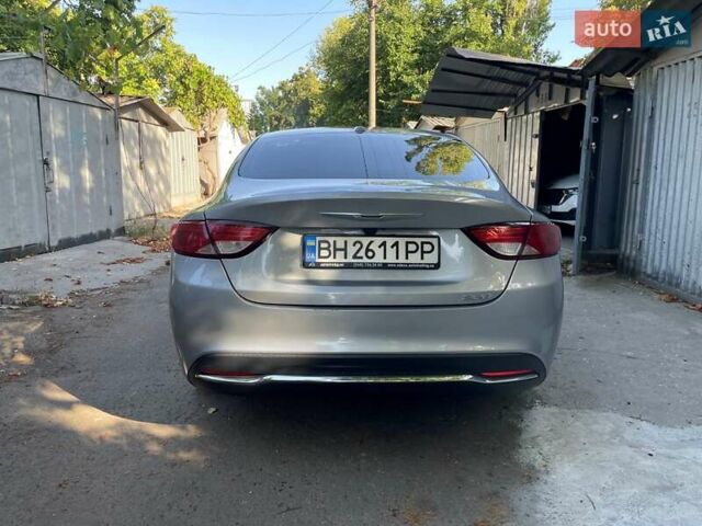 Сірий Крайслер 200, об'ємом двигуна 2.4 л та пробігом 210 тис. км за 8500 $, фото 7 на Automoto.ua