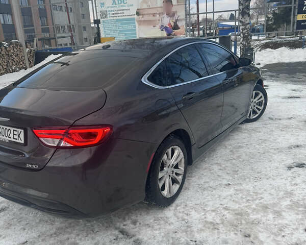 Серый Крайслер 200, объемом двигателя 2.36 л и пробегом 236 тыс. км за 6800 $, фото 14 на Automoto.ua