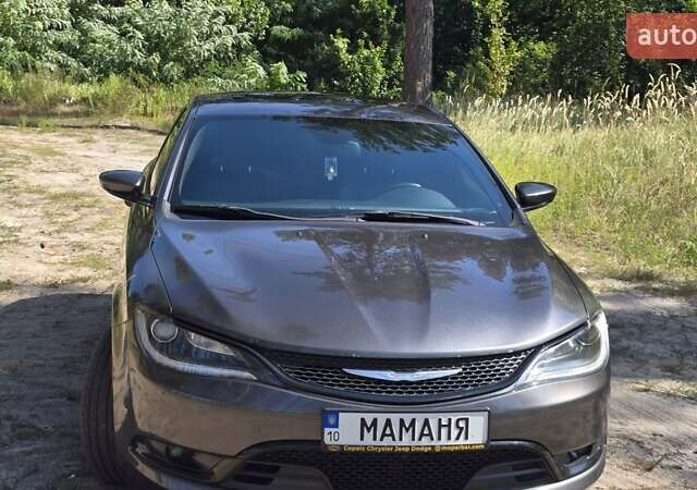 Серый Крайслер 200, объемом двигателя 2.4 л и пробегом 195 тыс. км за 10900 $, фото 6 на Automoto.ua