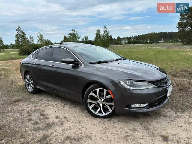 Серый Крайслер 200, объемом двигателя 3.61 л и пробегом 134 тыс. км за 13800 $, фото 2 на Automoto.ua