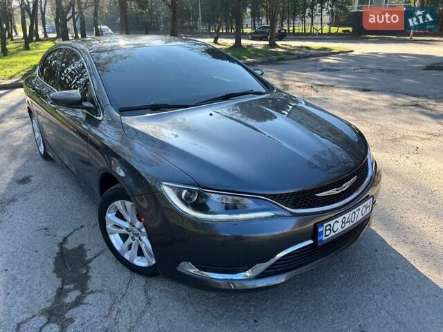 Серый Крайслер 200, объемом двигателя 2.4 л и пробегом 248 тыс. км за 9900 $, фото 10 на Automoto.ua
