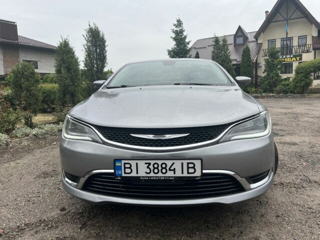 Серый Крайслер 200, объемом двигателя 2.4 л и пробегом 280 тыс. км за 8500 $, фото 4 на Automoto.ua