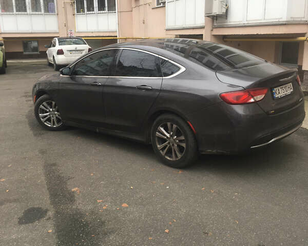 Серый Крайслер 200, объемом двигателя 2.4 л и пробегом 207 тыс. км за 6500 $, фото 10 на Automoto.ua