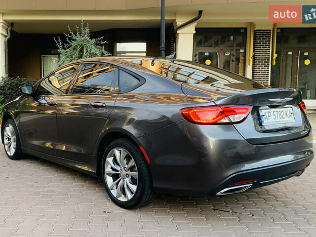 Серый Крайслер 200, объемом двигателя 2.36 л и пробегом 111 тыс. км за 10200 $, фото 29 на Automoto.ua