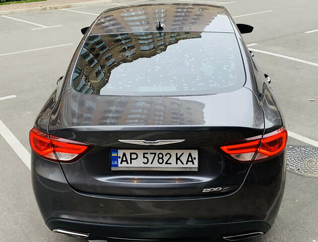 Крайслер 200 2015 в Киеве на Automoto.ua Серый Крайслер 200, объемом двигателя 2.36 л и пробегом 111 тыс. км за 10500 $, фото 23 на Automoto.ua