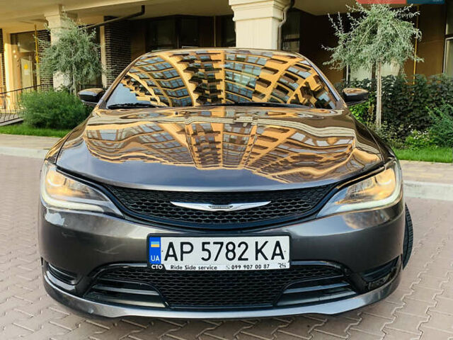 Серый Крайслер 200, объемом двигателя 2.36 л и пробегом 111 тыс. км за 10200 $, фото 16 на Automoto.ua