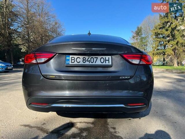 Серый Крайслер 200, объемом двигателя 2.4 л и пробегом 248 тыс. км за 9900 $, фото 26 на Automoto.ua