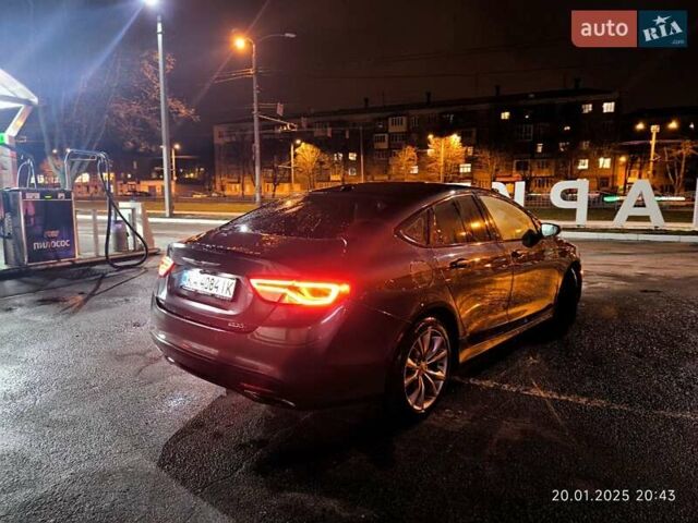 Серый Крайслер 200, объемом двигателя 2.36 л и пробегом 198 тыс. км за 8000 $, фото 9 на Automoto.ua