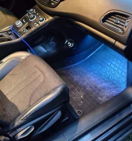 Серый Крайслер 200, объемом двигателя 3.6 л и пробегом 206 тыс. км за 12000 $, фото 15 на Automoto.ua