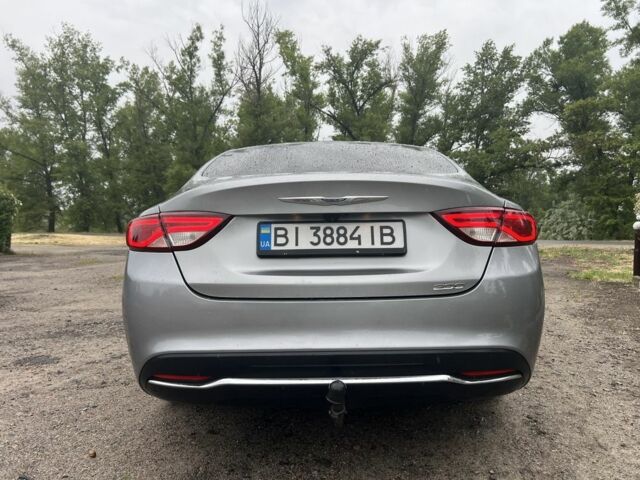 Серый Крайслер 200, объемом двигателя 2.4 л и пробегом 280 тыс. км за 8500 $, фото 2 на Automoto.ua