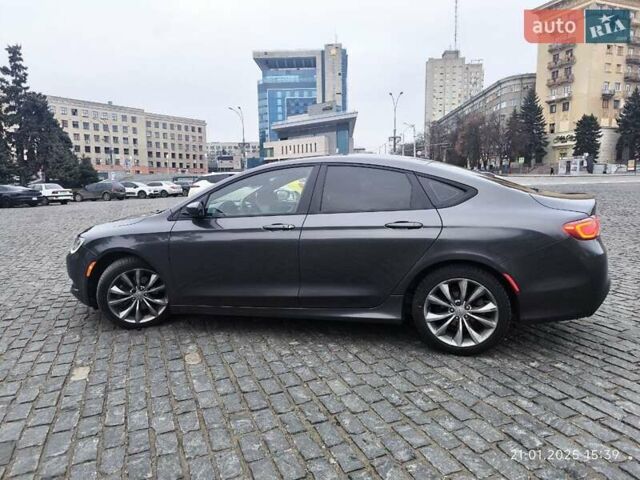 Серый Крайслер 200, объемом двигателя 2.36 л и пробегом 198 тыс. км за 8000 $, фото 5 на Automoto.ua