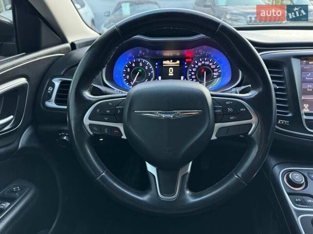 Сірий Крайслер 200, об'ємом двигуна 2.4 л та пробігом 145 тис. км за 10640 $, фото 29 на Automoto.ua