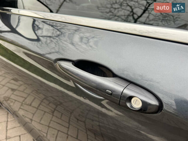 Серый Крайслер 200, объемом двигателя 2.36 л и пробегом 200 тыс. км за 10900 $, фото 16 на Automoto.ua