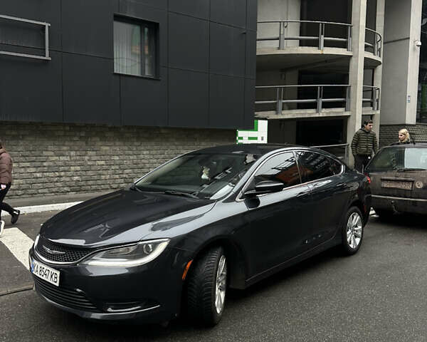 Сірий Крайслер 200, об'ємом двигуна 2.4 л та пробігом 188 тис. км за 10499 $, фото 10 на Automoto.ua