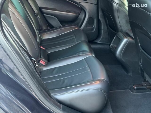 Серый Крайслер 200, объемом двигателя 2.4 л и пробегом 145 тыс. км за 10640 $, фото 22 на Automoto.ua