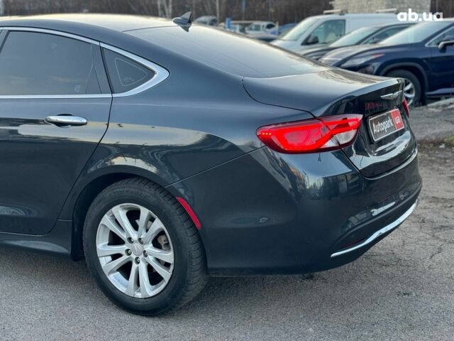 Серый Крайслер 200, объемом двигателя 2.4 л и пробегом 145 тыс. км за 10640 $, фото 9 на Automoto.ua