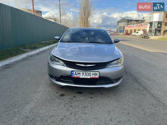 Серый Крайслер 200, объемом двигателя 3.61 л и пробегом 156 тыс. км за 10800 $, фото 25 на Automoto.ua