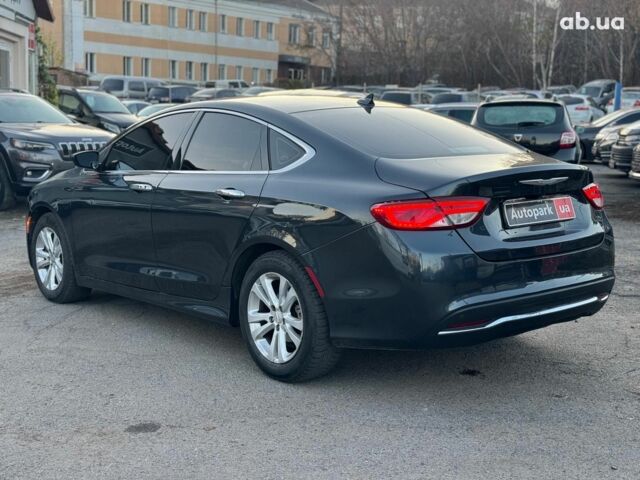 Серый Крайслер 200, объемом двигателя 2.4 л и пробегом 145 тыс. км за 10640 $, фото 8 на Automoto.ua