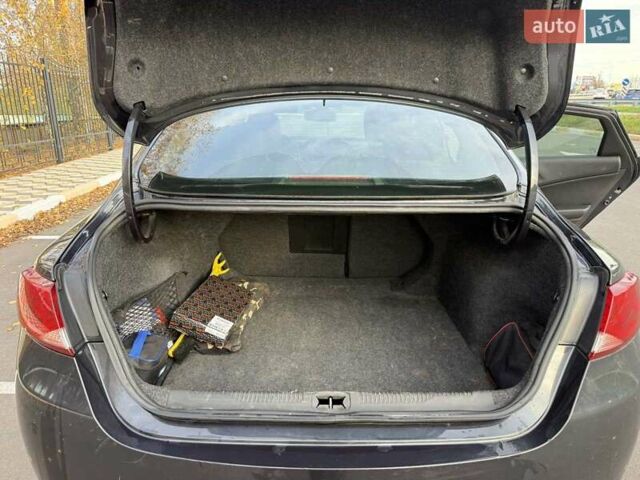 Сірий Крайслер 200, об'ємом двигуна 2.36 л та пробігом 175 тис. км за 8133 $, фото 6 на Automoto.ua