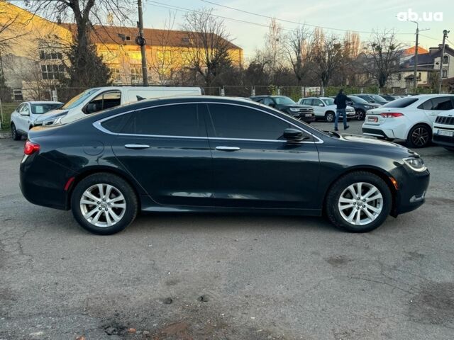 Серый Крайслер 200, объемом двигателя 2.4 л и пробегом 145 тыс. км за 10640 $, фото 4 на Automoto.ua