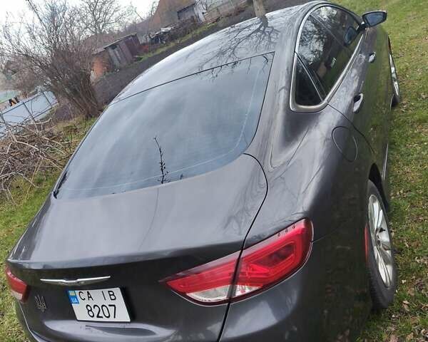 Сірий Крайслер 200, об'ємом двигуна 2.4 л та пробігом 173 тис. км за 9800 $, фото 3 на Automoto.ua