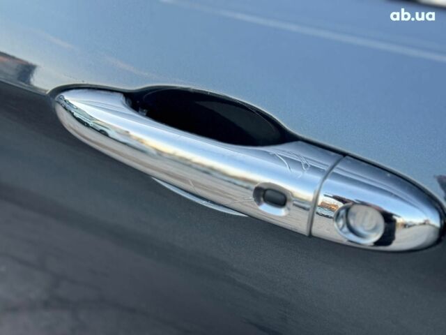 Серый Крайслер 200, объемом двигателя 2.4 л и пробегом 145 тыс. км за 10640 $, фото 12 на Automoto.ua