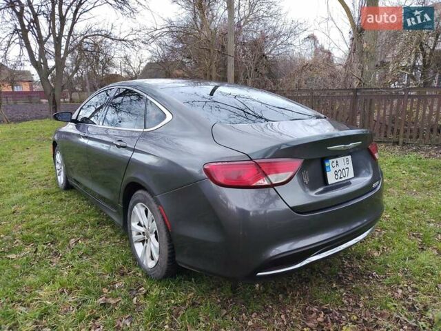 Сірий Крайслер 200, об'ємом двигуна 2.4 л та пробігом 173 тис. км за 9800 $, фото 5 на Automoto.ua