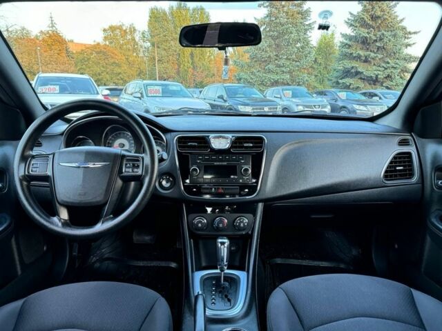 Синий Крайслер 200, объемом двигателя 0 л и пробегом 154 тыс. км за 7200 $, фото 12 на Automoto.ua