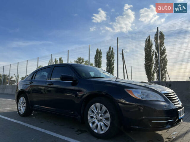 Синій Крайслер 200, об'ємом двигуна 2.4 л та пробігом 133 тис. км за 8800 $, фото 2 на Automoto.ua