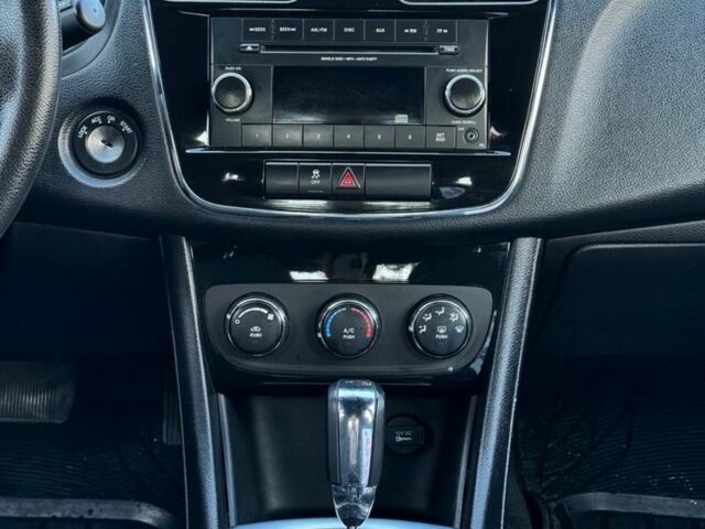 Синий Крайслер 200, объемом двигателя 0 л и пробегом 154 тыс. км за 7200 $, фото 14 на Automoto.ua