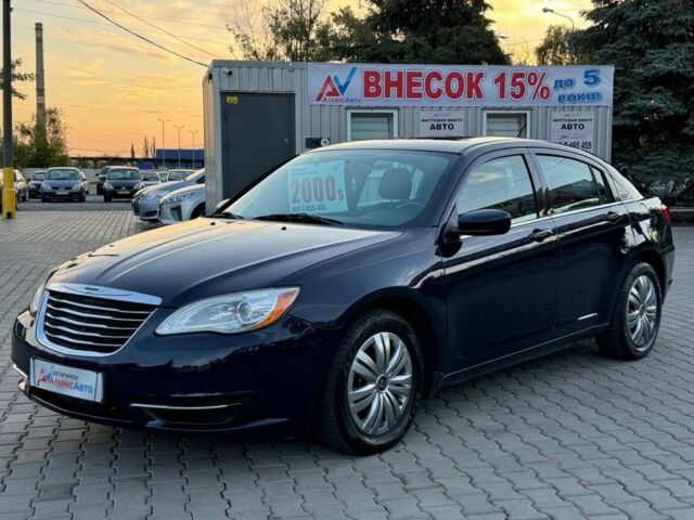 Синий Крайслер 200, объемом двигателя 0 л и пробегом 154 тыс. км за 7200 $, фото 2 на Automoto.ua