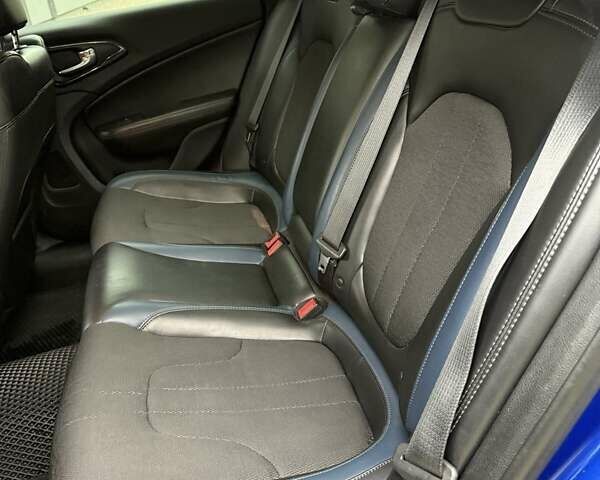 Крайслер 200 2014 у Дніпро (Дніпропетровську) на Automoto.ua Синій Крайслер 200, об'ємом двигуна 2.36 л та пробігом 175 тис. км за 9999 $, фото 6 на Automoto.ua