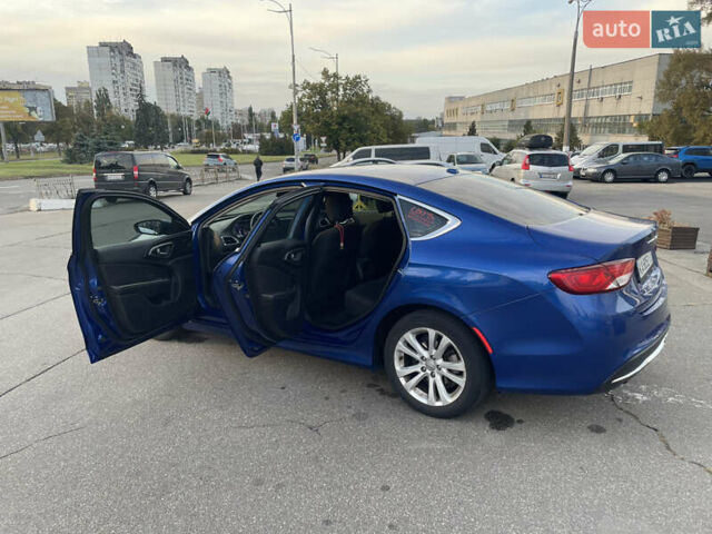 Синій Крайслер 200, об'ємом двигуна 2.36 л та пробігом 172 тис. км за 10500 $, фото 6 на Automoto.ua