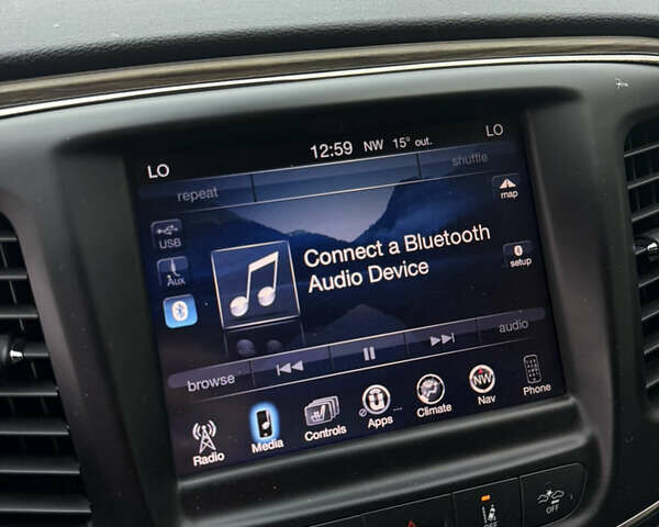 Синий Крайслер 200, объемом двигателя 2.4 л и пробегом 170 тыс. км за 5500 $, фото 16 на Automoto.ua