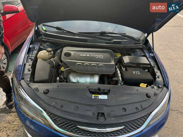 Синий Крайслер 200, объемом двигателя 2.4 л и пробегом 170 тыс. км за 5500 $, фото 18 на Automoto.ua