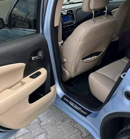 Синий Крайслер 200, объемом двигателя 2.4 л и пробегом 175 тыс. км за 7900 $, фото 11 на Automoto.ua