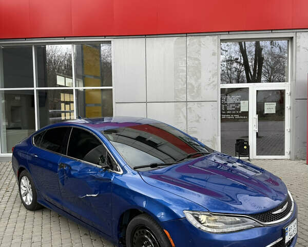 Синий Крайслер 200, объемом двигателя 2.4 л и пробегом 170 тыс. км за 5500 $, фото 3 на Automoto.ua