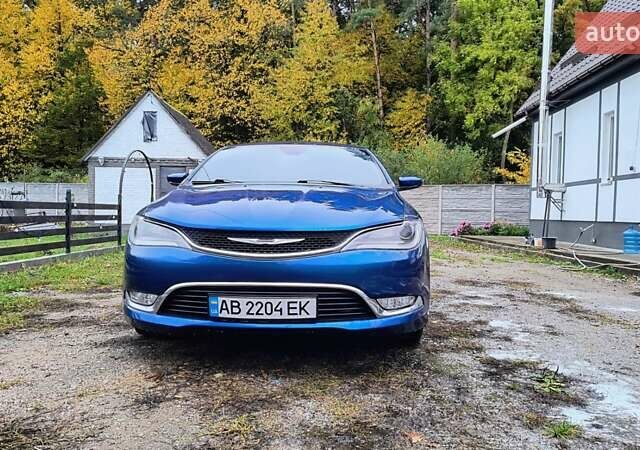 Синий Крайслер 200, объемом двигателя 2.37 л и пробегом 198 тыс. км за 9300 $, фото 9 на Automoto.ua