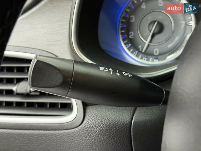 Синий Крайслер 200, объемом двигателя 2.36 л и пробегом 217 тыс. км за 8499 $, фото 43 на Automoto.ua