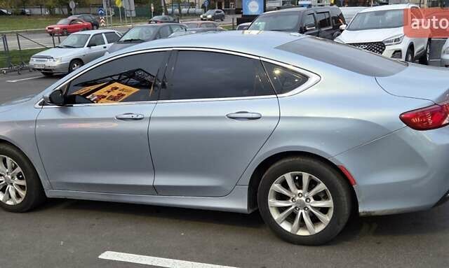 Синий Крайслер 200, объемом двигателя 2.4 л и пробегом 227 тыс. км за 10200 $, фото 4 на Automoto.ua