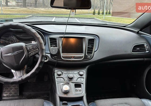 Синій Крайслер 200, об'ємом двигуна 3.61 л та пробігом 121 тис. км за 12500 $, фото 9 на Automoto.ua