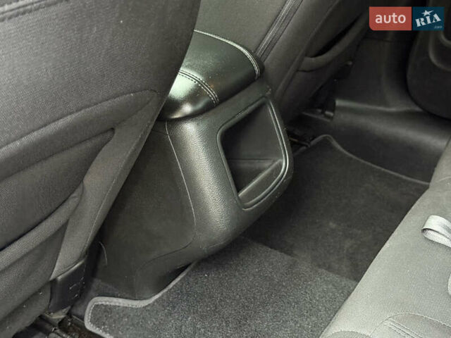 Синий Крайслер 200, объемом двигателя 2.36 л и пробегом 217 тыс. км за 8499 $, фото 52 на Automoto.ua